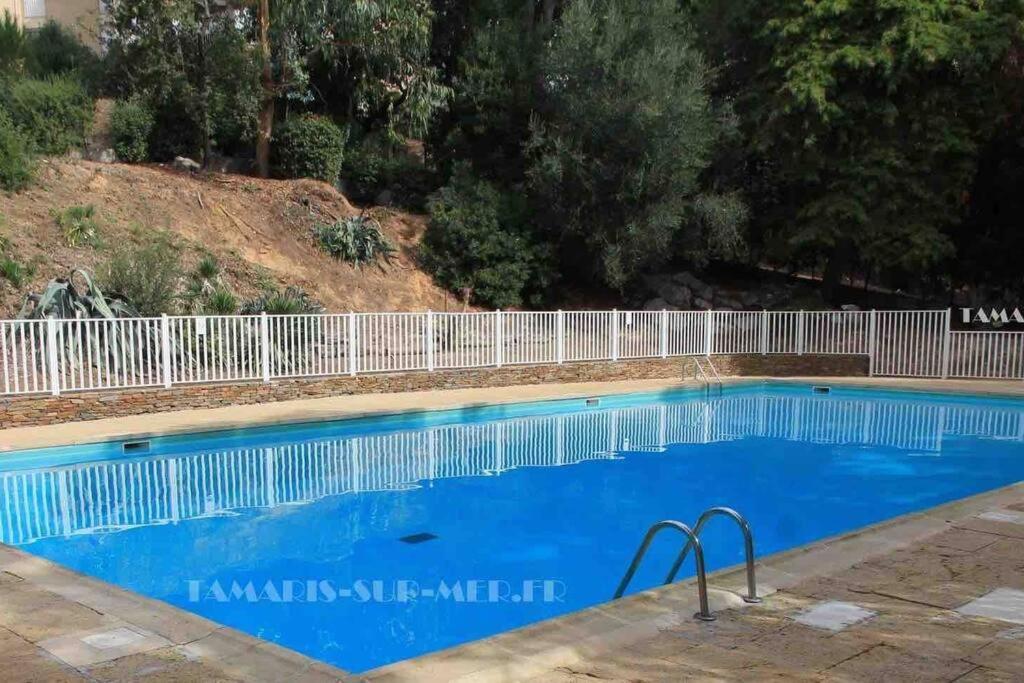 Appartamento Le Dyonisos Et Piscine La Seyne-sur-Mer Esterno foto